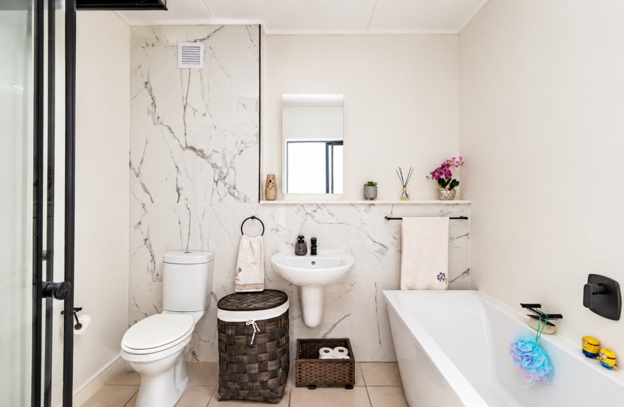 3 Bedroom Property for Sale in Sandown Western Cape
